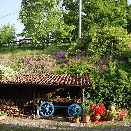Cascina Nel Bosco Moncucco Torinese Exterior foto