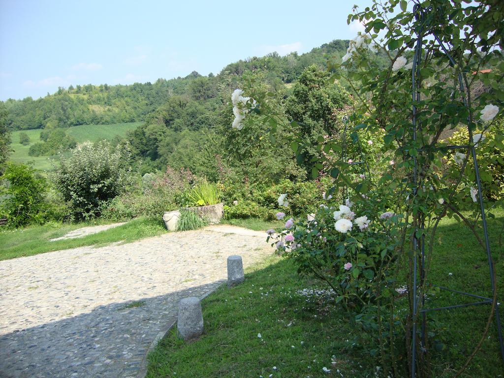 Cascina Nel Bosco Moncucco Torinese Exterior foto